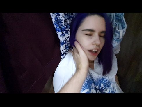 ❤️ 在壁櫥裡找到我姐姐並幫她射精 ️❌ 硬色情 在 zh-tw.porngameshub.ru